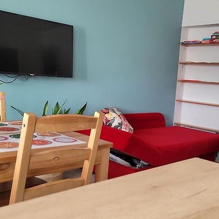 Apartament "Przy Jeziorku" Kętrzyn Esterno foto