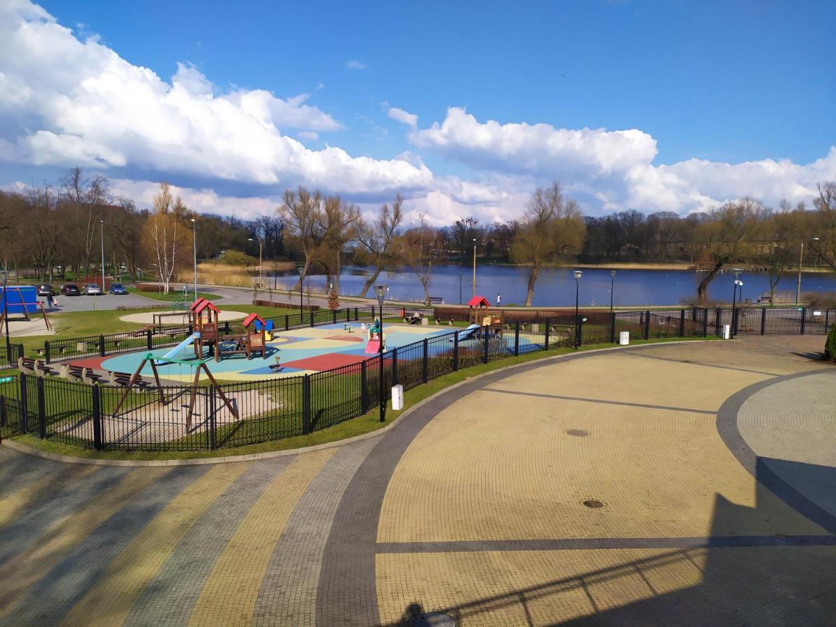 Apartament "Przy Jeziorku" Kętrzyn Esterno foto