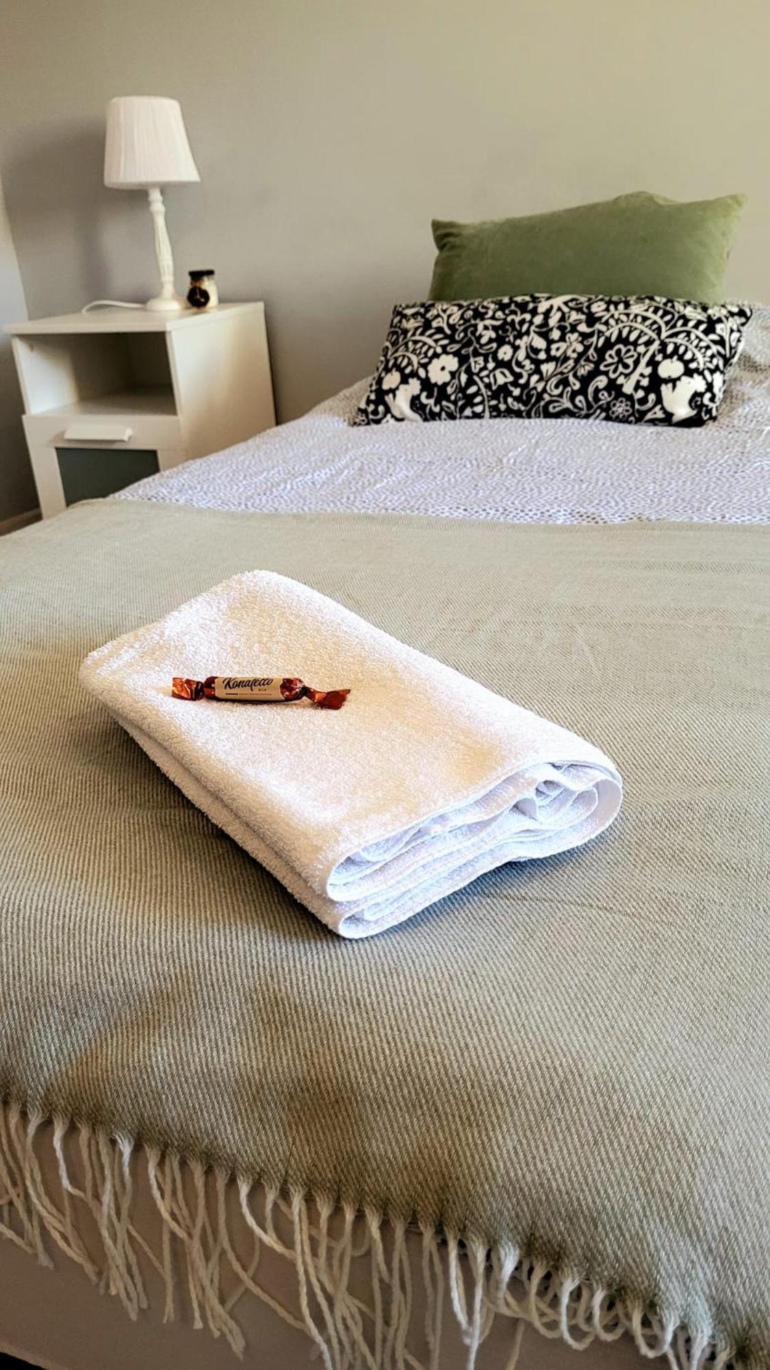 Apartament "Przy Jeziorku" Kętrzyn Esterno foto
